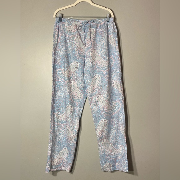SOLD🩵Lauren Ralph Lauren L
Cotton Pajama Pant Set
Paisley Print Blue & Pink - Picture 14 of 14
